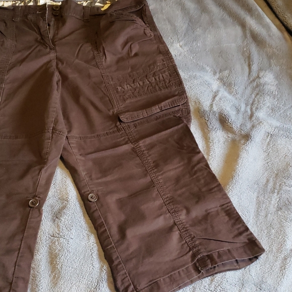 Capri pants - Picture 2 of 6